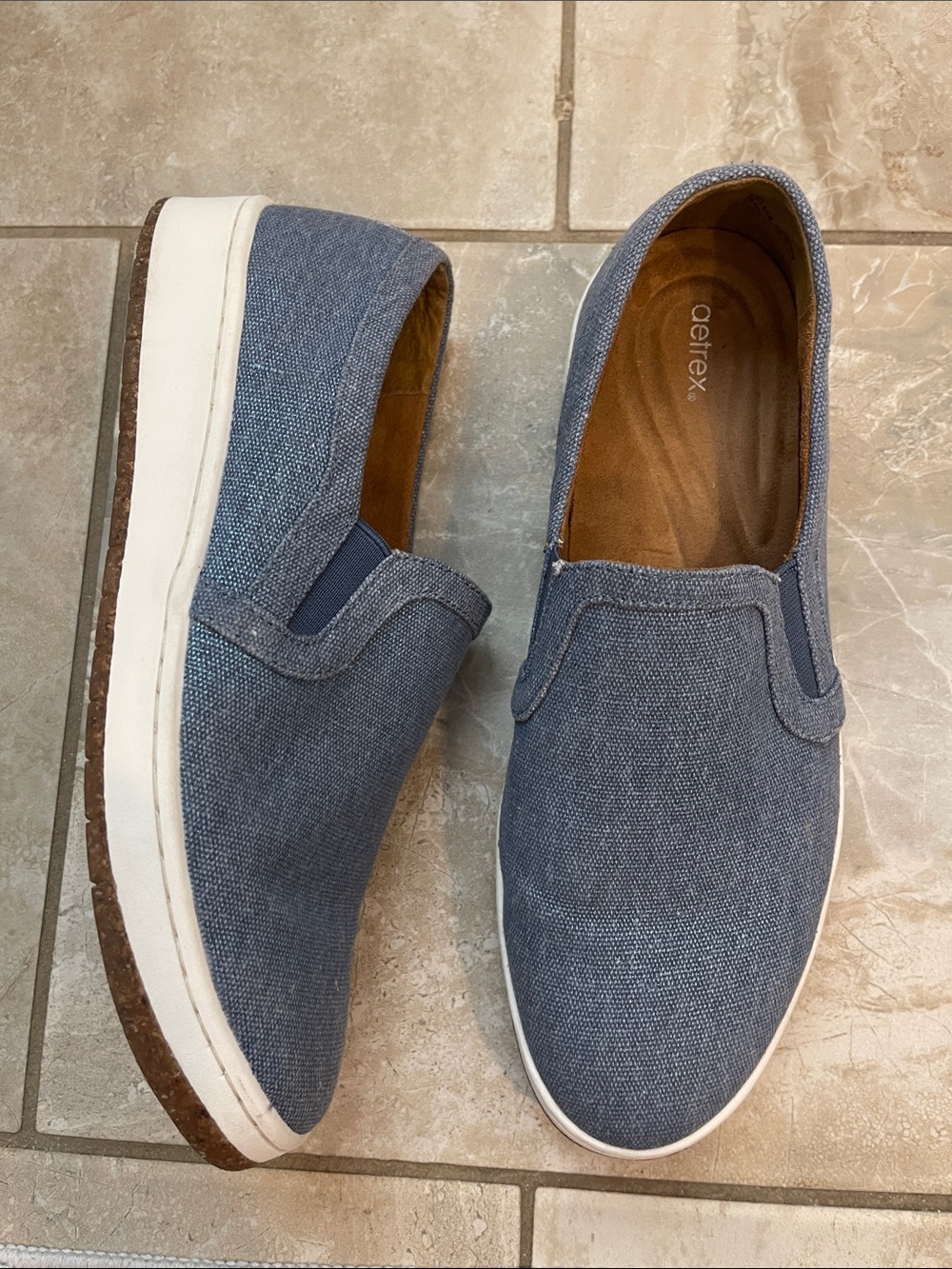 Aetrex Cameron Comfort Slip On Blue Metallic 8.5